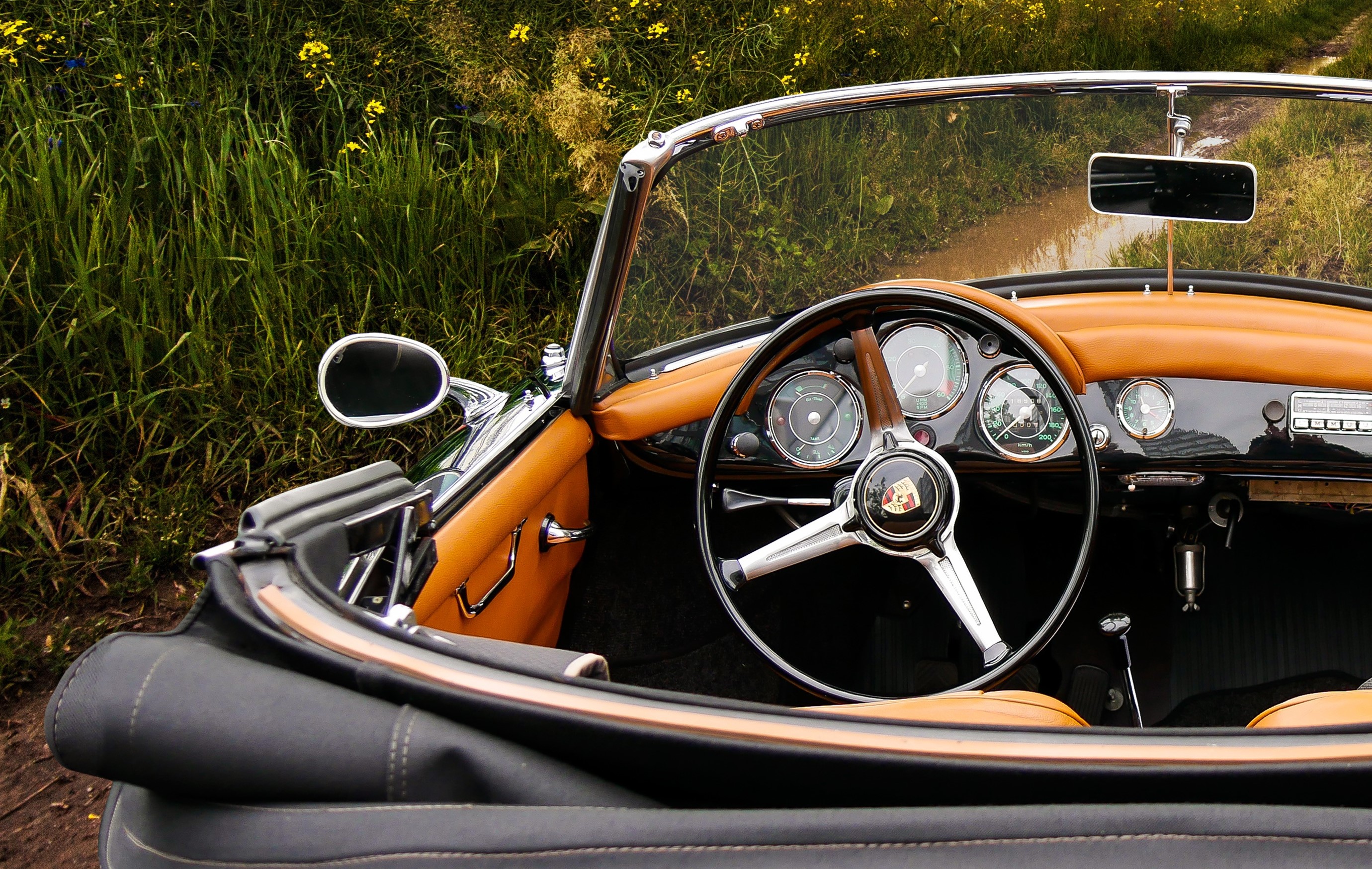 <strong><font color='000000'>全球新能源汽車保有量將突破2000萬輛，中國占46%</font></strong>