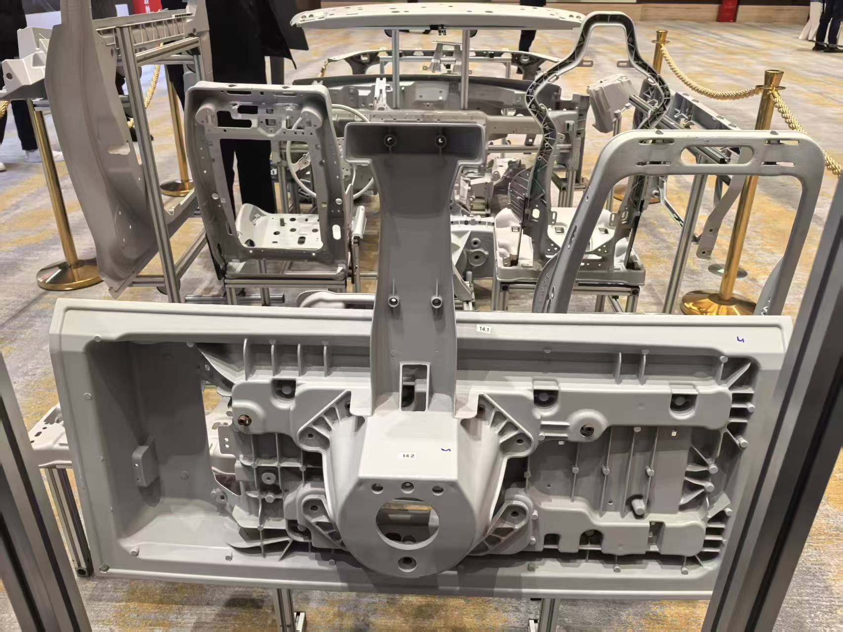 壓鑄脫模劑100問（49）為什么鎂合金壓鑄需嚴(yán)格管控鎂液溫度和成分？對于脫模劑的要求是什么？